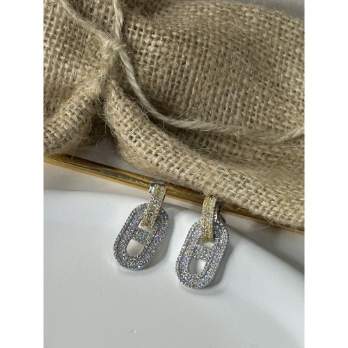 Gold Gümüş Renk Detaylı Küpe Gold Gümüş Renk Detaylı Küpe
