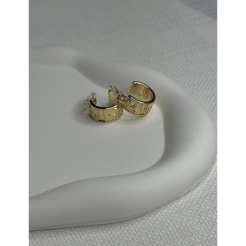 Gold Renkli Küpe Gold Renkli Küpe